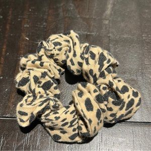 Urban Outfitters Scrunchie